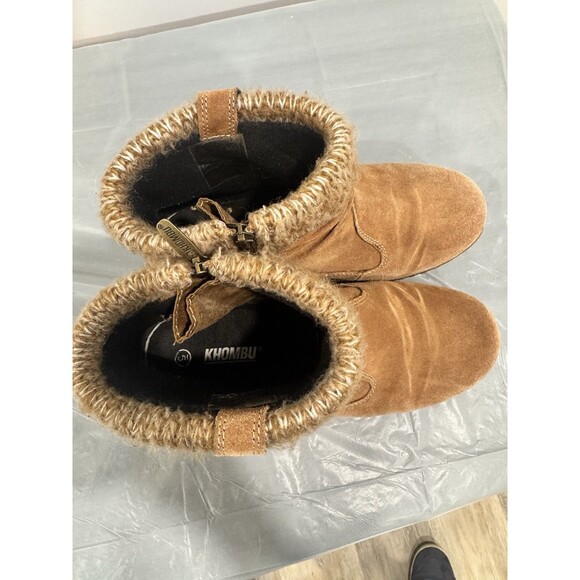 Khombu Women’s Tan Suede Ankle Boots Sweater Cuff Winter Boot Size 9 - Picture 5 of 8